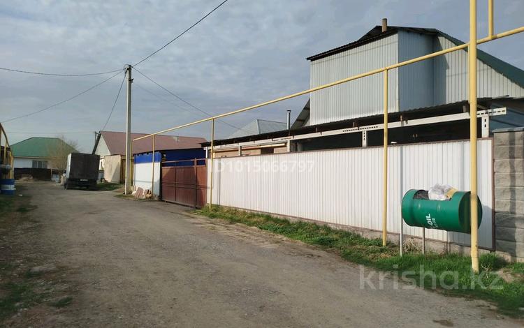 Отдельный дом · 3 комнаты · 90 м² · 6 сот., Жанадаур — 2 линия за 32 млн ₸ в Алатау — фото 2
