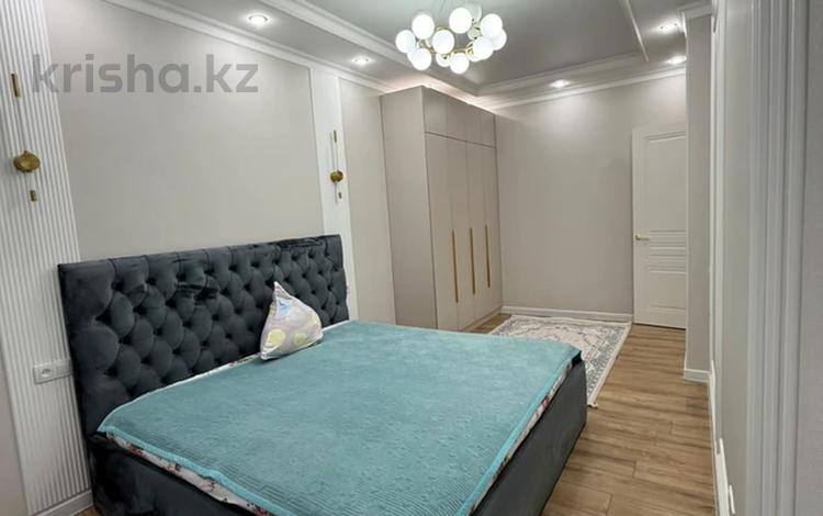 2-комнатная квартира · 70 м² · 8/9 этаж, Байтерекова 2б за 350 000 ₸ в Шымкенте, Аль-Фарабийский р-н — фото 2