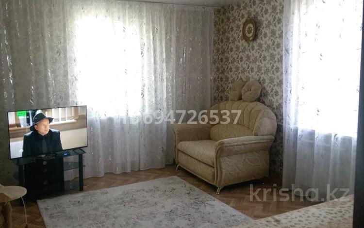 3-бөлмелі пәтер · 60.5 м² · 2/2 қабат, синицына 15 — находится возле поликлиники Венера, бағасы: 13.5 млн ₸ в Семее — фото 11