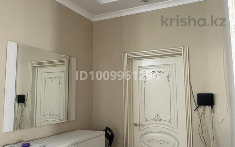 4-комнатная квартира · 125.9 м² · 6/7 этаж, мкр. Алтын орда, Алии Молдагуловой 46В — Рядом Капитал Плаза за 54 млн ₸ в Актобе — фото 2