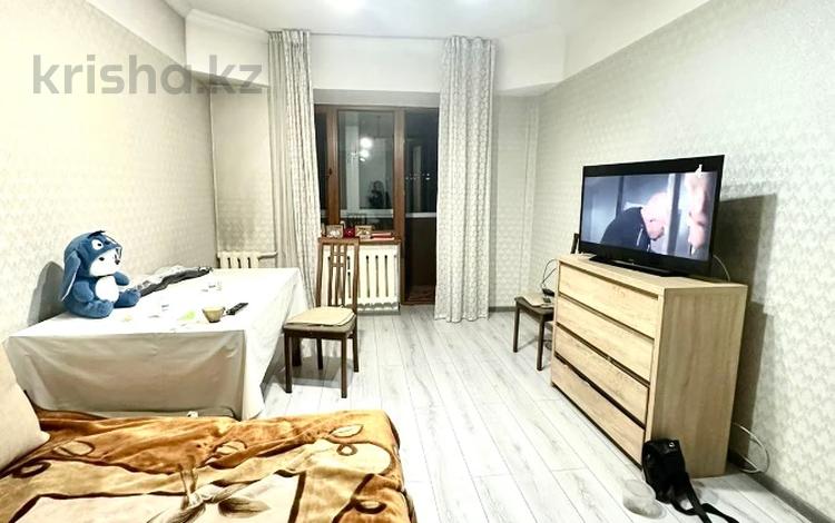 2-комнатная квартира, 52 м², 4/5 этаж, жарокова за 38 млн 〒 в Алматы, Бостандыкский р-н — фото 2
