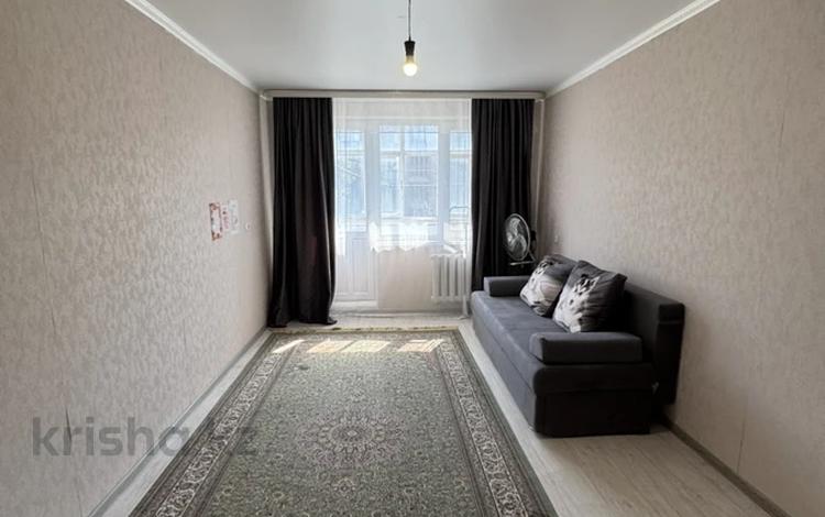 2-комнатная квартира · 45 м² · 3/5 этаж, мкр 5 за 13.5 млн ₸ в Актобе — фото 2