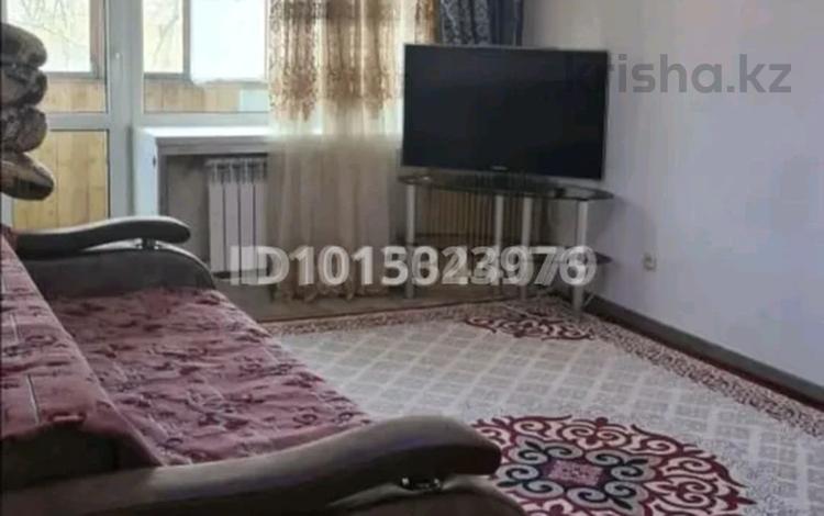 3-комнатная квартира · 61 м² · 5/5 этаж, мкр Михайловка , Крылова 20 за 17.5 млн ₸ в Караганде, Казыбек би р-н — фото 2