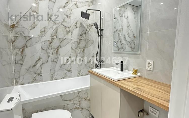 2-бөлмелі пәтер · 48 м² · 4/9 қабат, мкр Шугыла, Строительная 1, бағасы: ~ 32.2 млн ₸ в Алматы, Наурызбайский р-н — фото 2