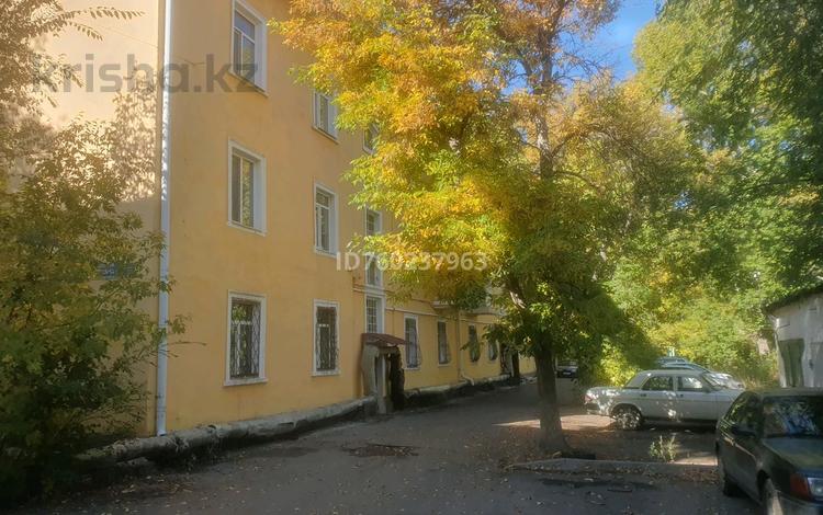 3-бөлмелі пәтер · 83 м² · 3/3 қабат, Республики 138 — Парк старого города, бағасы: 10 млн ₸ в Темиртау — фото 2