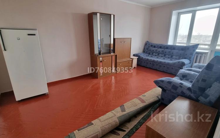 1-комнатная квартира · 32.3 м² · 5/5 этаж, Олимпийская 16 за 2.5 млн 〒 в Курчатове — фото 2