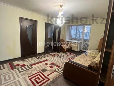 4-бөлмелі пәтер · 68 м² · 1/5 қабат, мкр Михайловка , Касым Аманжолова 8 — Аманжолова 8, бағасы: 30 млн ₸ в Караганде, Казыбек би р-н