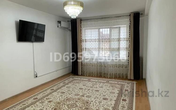 2-комнатная квартира, 70 м², 5/5 этаж, мкр Нурсая 77/2