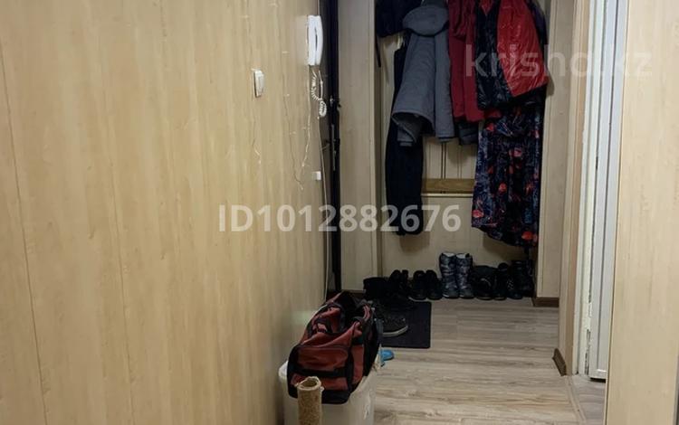 2-бөлмелі пәтер · 43 м² · 2/4 қабат, мкр Самал-1 6 — Сатпаева-Достык, бағасы: 300 000 ₸ в Алматы, Медеуский р-н — фото 2