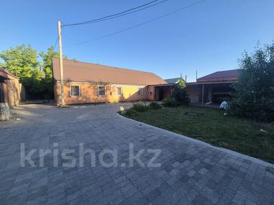 Жеке үй · 6 бөлме · 154 м² · 9 жүзд., Жаңа қала ш/а., Мкр Новый Город, улица Самал 1Б, бағасы: 70 млн ₸ в Караганде, Казыбек би р-н
