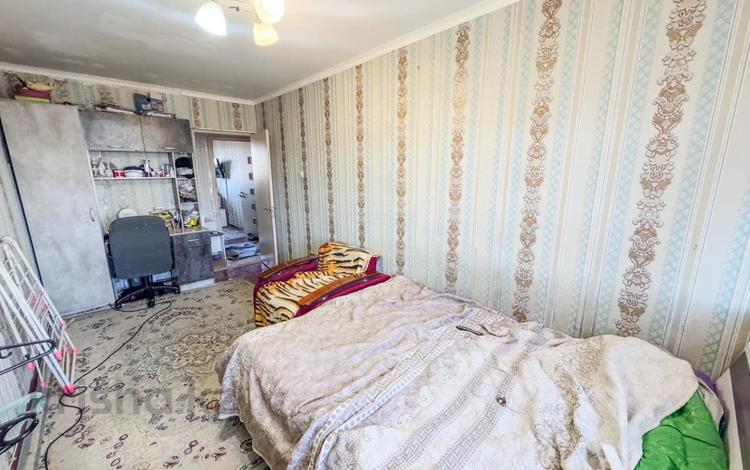 2-бөлмелі пәтер · 46 м² · 5/5 қабат, мкр Достык, бағасы: 12.3 млн ₸ в Талдыкоргане — фото 2