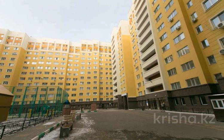 3-комнатная квартира, 80 м², 4/14 этаж, Сакена Сейфуллина 41