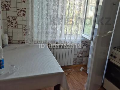 1-комнатная квартира · 40 м² · 3/5 этаж, Район Универсама — Район универсама около казпочты за 100 000 〒 в 