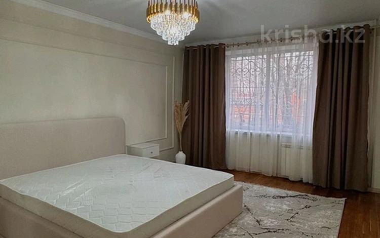 3-комнатная квартира · 111 м² · 1/5 этаж, джандосова за 70 млн ₸ в Алматы, Ауэзовский р-н — фото 2