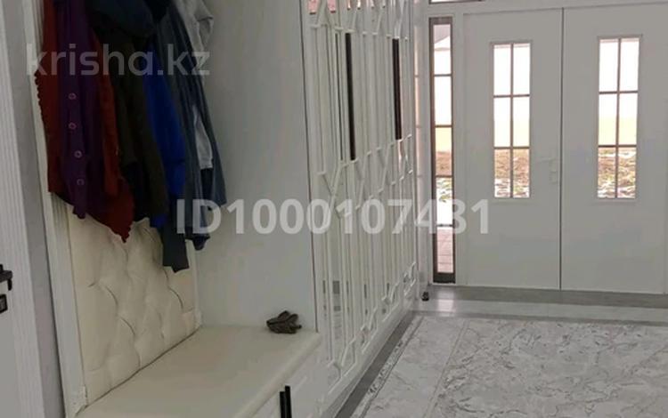 Отдельный дом · 6 комнат · 200 м² · 8050 сот., мкр Курсай — АЕМ садик за 65 млн 〒 в Шымкенте, Туран р-н — фото 2