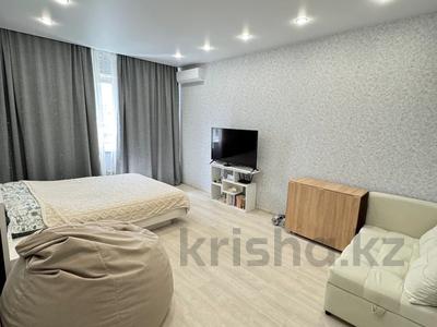 Продажа квартир в Алматы: 1-комнатная квартира · 40 м² · 7/9 этаж, мкр Аксай-4 4а за 27 млн 〒 1-комнатная квартира · 40 м² · 7/9 этаж, мкр Аксай-4 4а за 27 млн 〒 в Алматы, Ауэзовский р-н