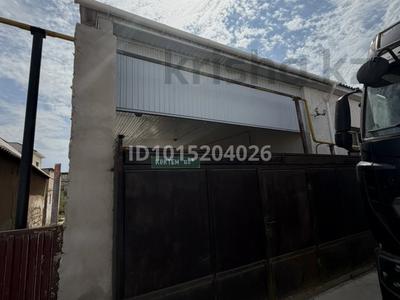 Отдельный дом · 4 комнаты · 200 м² · 30 сот., Коктем 120 В за 16.5 млн ₸ в Атамекене