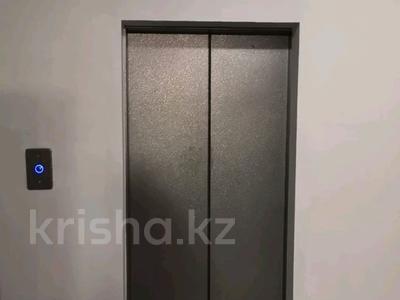 Аренда квартир в Актюбинской обл.: 3-комнатная квартира · 55 м² · 8/9 этаж · помесячно, мкр 5 8 за 175 000 〒 3-комнатная квартира · 55 м² · 8/9 этаж · помесячно, мкр 5 8 за 175 000 〒 в Актобе