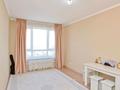 2-комнатная квартира · 43 м² · 16/22 этаж, Бектурова 4/1 за 250 000 ₸ в Астане, Есильский р-н — фото 3