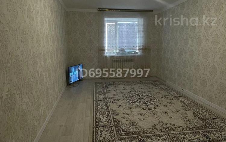 2-бөлмелі пәтер, 56 м², 6/9 қабат, Нур Актобе 14 в, бағасы: 15 млн 〒 — фото 2