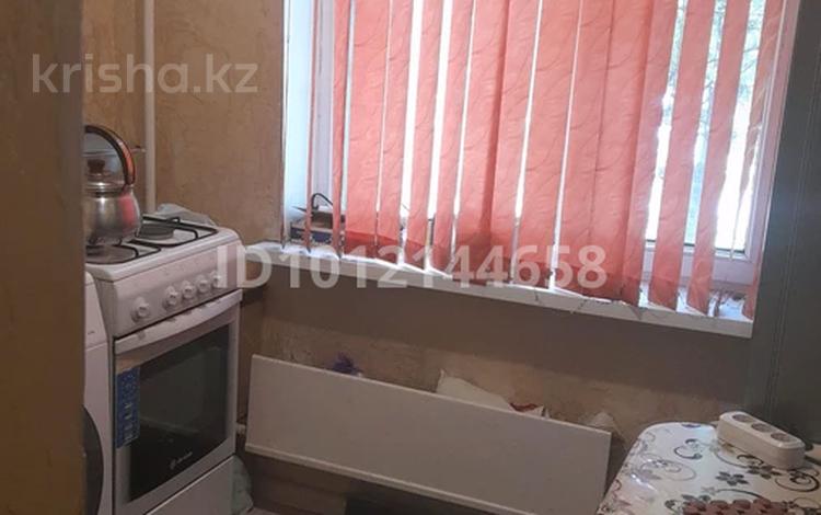1-комнатная квартира · 30 м² · 1/5 этаж, мкр Мынбулак 13 за 9.8 млн ₸ в Таразе — фото 2