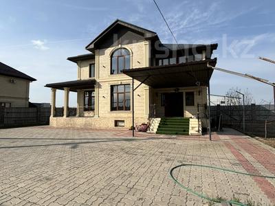 Отдельный дом • 5 комнат • 319 м² • 8 сот., Мустафина 57 за 160 млн 〒 в Туздыбастау (Калинино)