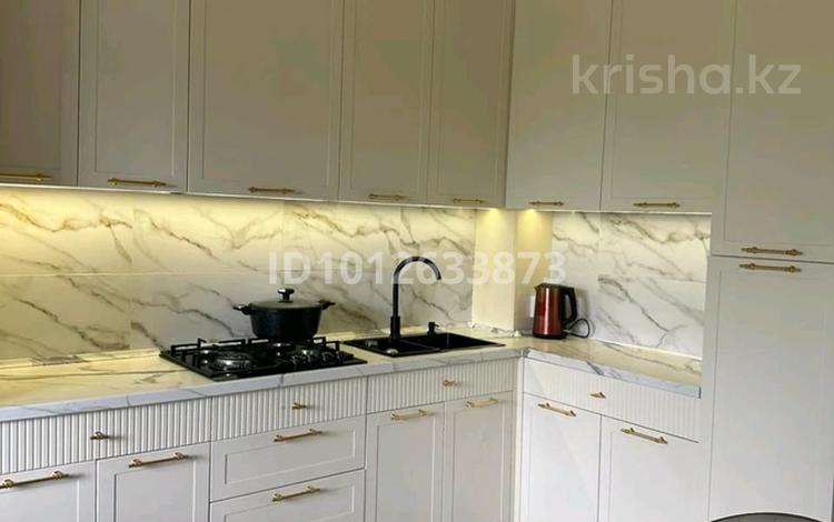 3-комнатная квартира · 70 м² · 4/5 этаж, 3мкр 9а — Рядом с Айжан садиком за 30 млн ₸ в Есик — фото 2