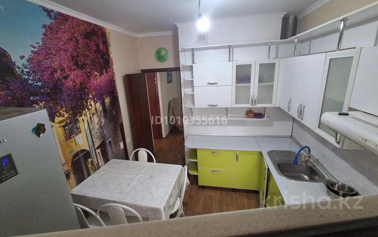 3-бөлмелі пәтер · 92 м² · 6/9 қабат, мкр Нурсат 2 9, бағасы: 180 000 ₸ в Шымкенте, Каратауский р-н — фото 2