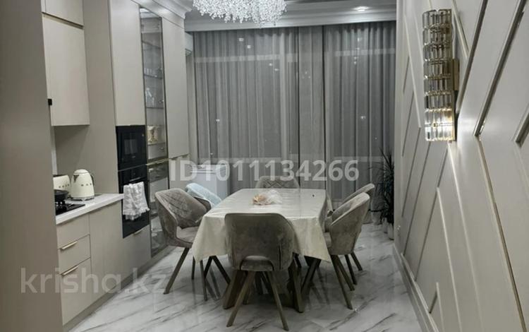 3-комнатная квартира · 110 м² · 8/11 этаж, Ульяны Громовой 18 за 450 000 ₸ в Уральске — фото 2