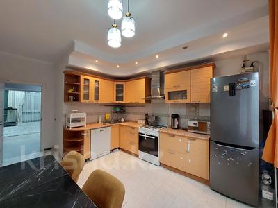 3-комнатная квартира · 90 м² · 1/9 этаж, мкр Калкаман-2 22 за 350 000 ₸ в Алматы, Наурызбайский р-н