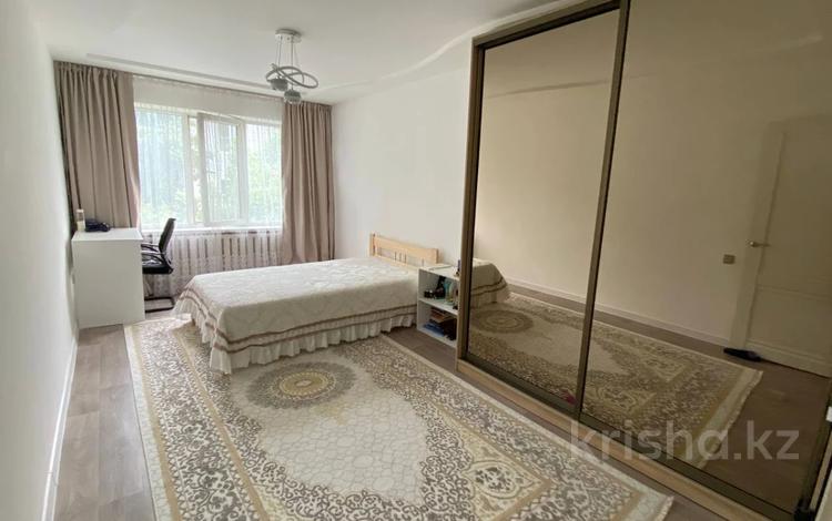 3-комнатная квартира · 64.6 м² · 4/5 этаж, мкр Аксай-3 1 за 36.5 млн 〒 в Алматы, Ауэзовский р-н — фото 7