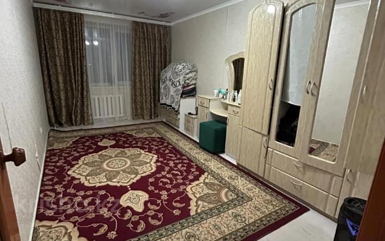 2-комнатная квартира · 61.9 м² · 7/9 этаж, мкр Болашак, Бокенбай батыра за 17.5 млн ₸ в Актобе — фото 2