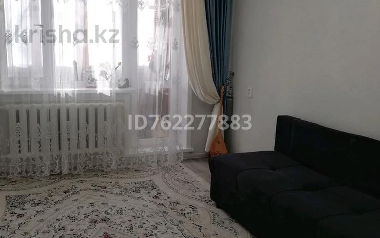 2-бөлмелі пәтер · 43 м² · 2/5 қабат, 7мкр 27, бағасы: 9 млн ₸ в Степногорске — фото 2