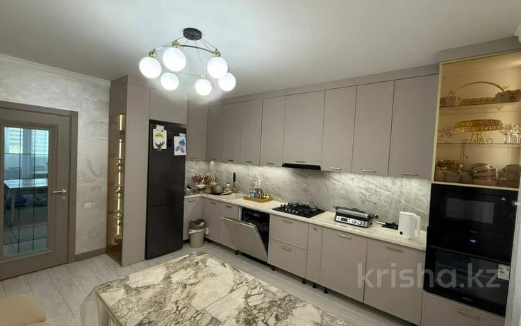 3-бөлмелі пәтер · 110 м² · 3/9 қабат, мкр. Алтын орда, бағасы: 41 млн ₸ в Актобе — фото 2