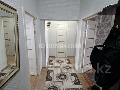 2-бөлмелі пәтер · 57 м² · 3/6 қабат, Асылбекова 84 — Пед коллежда, бағасы: 21 млн ₸ в Жезказгане