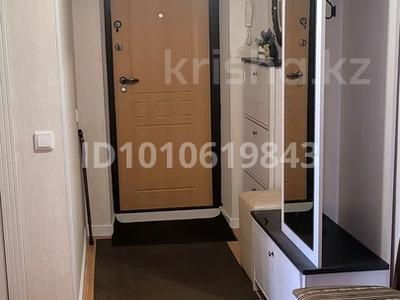 3-бөлмелі пәтер · 90 м² · 2/5 қабат, Камзина 32, бағасы: 19.9 млн ₸ в Аксу