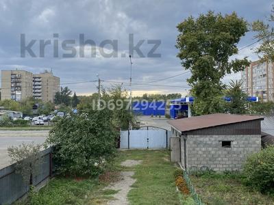 Отдельный дом · 6 комнат · 160 м² · 9 сот., Пр Назарбаева 124 за 50 млн 〒 в Усть-Каменогорске, Ульбинский