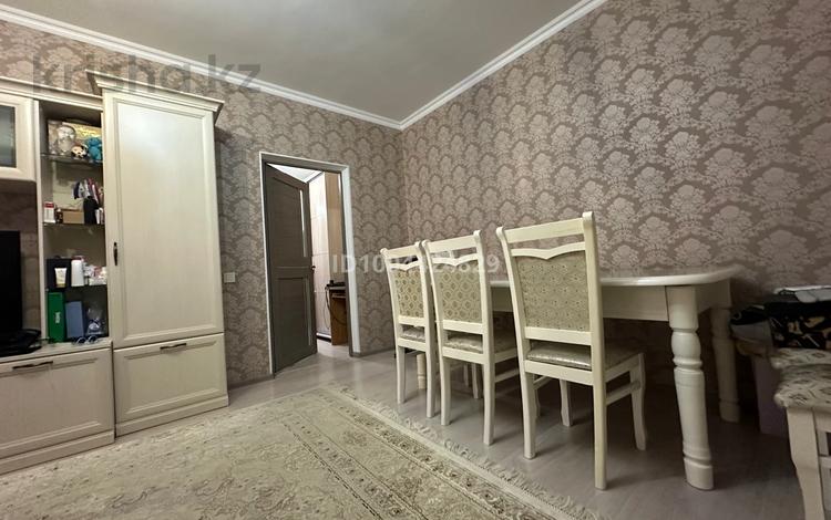 2-комнатная квартира · 67 м² · 5/10 этаж, мкр Нурсая, Таумуш Жумагалиев 15 за 30 млн ₸ в Атырау — фото 2