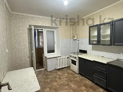 2-комнатная квартира · 48 м² · 1/6 этаж, мкр Шанхай, Чекалина за 9.9 млн 〒 в Актобе