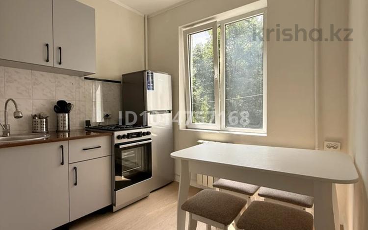 2-бөлмелі пәтер · 50 м² · 2/5 қабат, №1 ш/а. 18, бағасы: 250 000 ₸ в Алматы, Ауэзовский р-н — фото 2