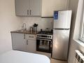 2-бөлмелі пәтер · 50 м² · 2/5 қабат, №1 ш/а. 18, бағасы: 250 000 ₸ в Алматы, Ауэзовский р-н — фото 2