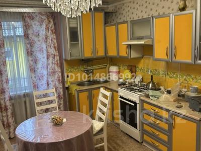 Жеке үй · 3 бөлме · 90 м² · 6 жүзд., Крылова — Рыскулова, бағасы: 280 000 ₸ в Алматы, Жетысуский р-н
