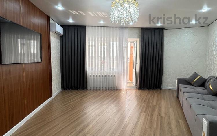 2-комнатная квартира · 72.3 м² · 7/9 этаж, тауелсиздик за 31.6 млн ₸ в Актобе — фото 2