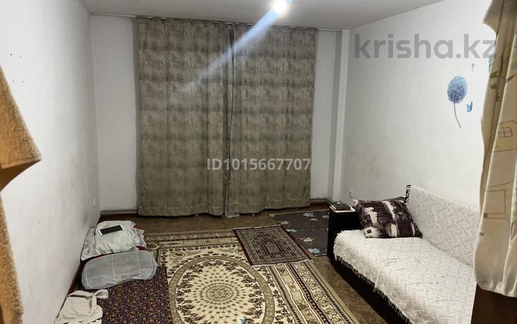 3-комнатная квартира · 74 м² · 1/5 этаж, мкр Арай-2 12 за 130 000 ₸ в Таразе — фото 2