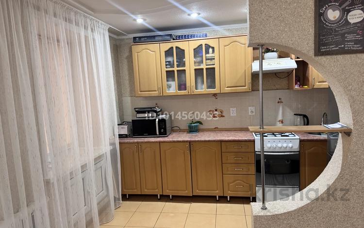 3-комнатная квартира · 56.3 м² · 5/5 этаж, Темирбекова 33 — Кокшетауский университет им.Шокана Уалиханова за 20 млн ₸ — фото 2