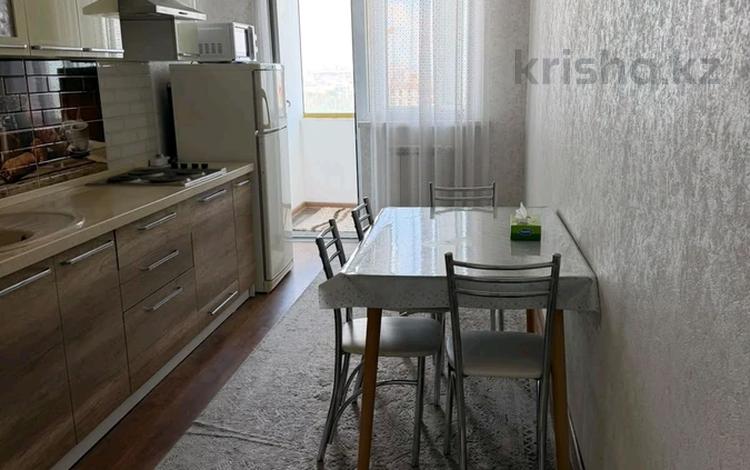 2-бөлмелі пәтер · 65 м² · 9/17 қабат, Кунаева 91, бағасы: 28 млн ₸ в Шымкенте, Аль-Фарабийский р-н — фото 2