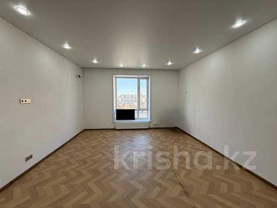 4-комнатная квартира · 130 м² · 6/12 этаж, Жумекен Нажимеденов 28 за 84 млн ₸ в Астане, Сарайшык р-н