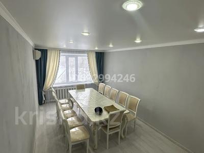 4-комнатная квартира, 100 м², 3/5 этаж, 8 микрорайон 40 за 37 млн 〒 в Темиртау