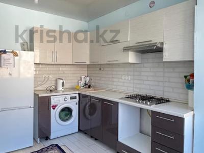 2-бөлмелі пәтер · 65.4 м² · 4/6 қабат, 32В ш/а. 7, бағасы: 15.5 млн ₸ в Актау, 32В мкр