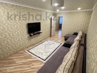 Аренда квартир посуточно в Павлодарской обл.: 2-комнатная квартира · 52 м² · 3/5 этаж, Бауыржан Момышулы 38 — М. Ауэзова за 15 000 〒 2-комнатная квартира · 52 м² · 3/5 этаж, Бауыржан Момышулы 38 — М. Ауэзова за 15 000 〒 в Экибастузе
